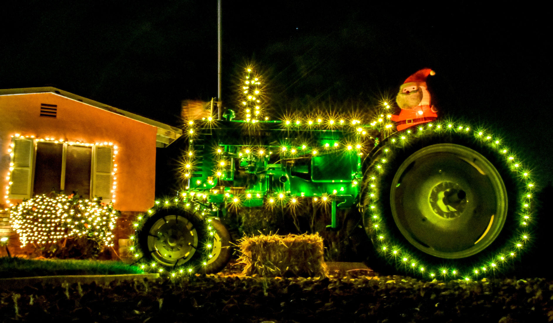 2021 Lompoc Decoration 427 South D St.JPG